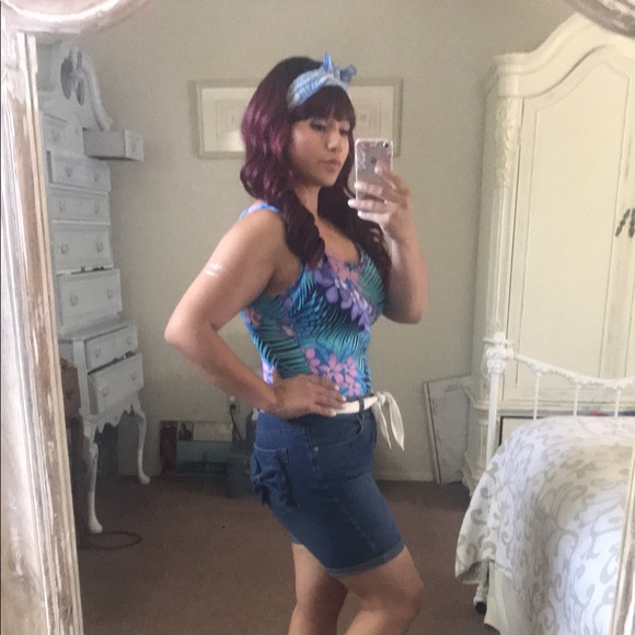 Meet your Posher, Yvette - Picture 8 of 8